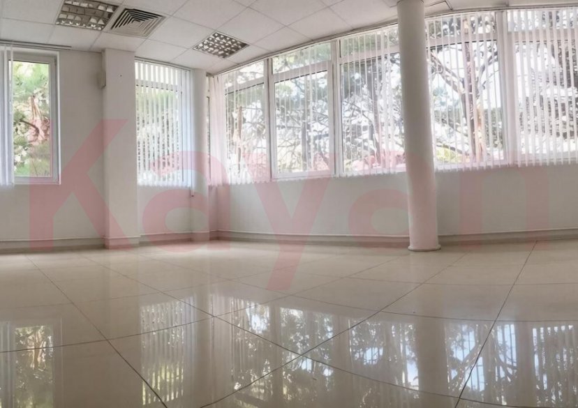 Продажа коммерции, 140 кв.м фото 0