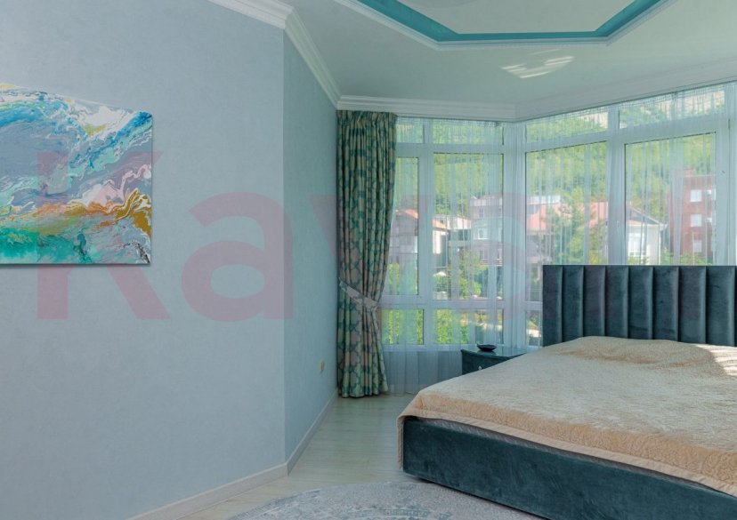Продажа 3-комн. квартиры, 210 кв.м фото 9