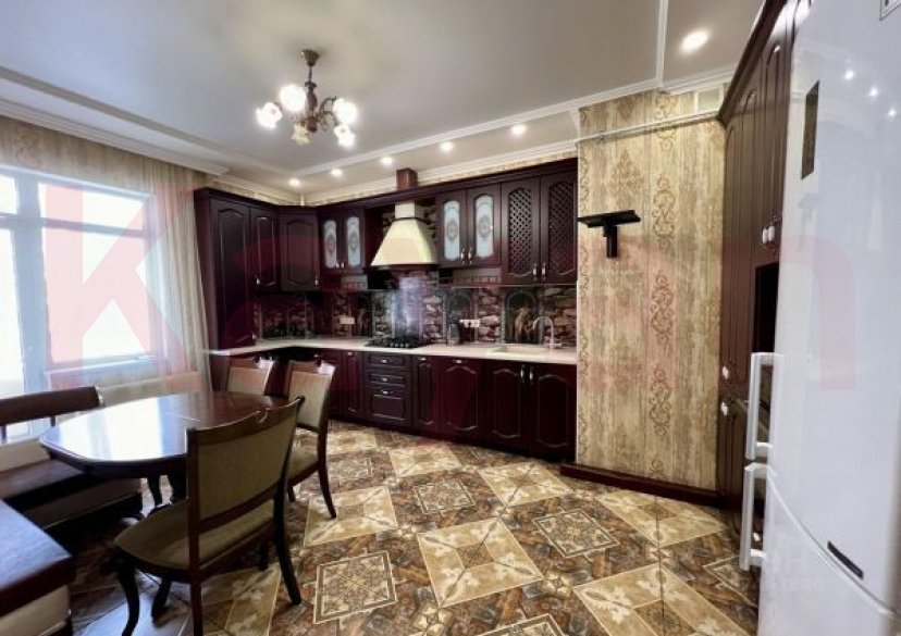 Продажа 3-комн. квартиры, 101 кв.м фото 0